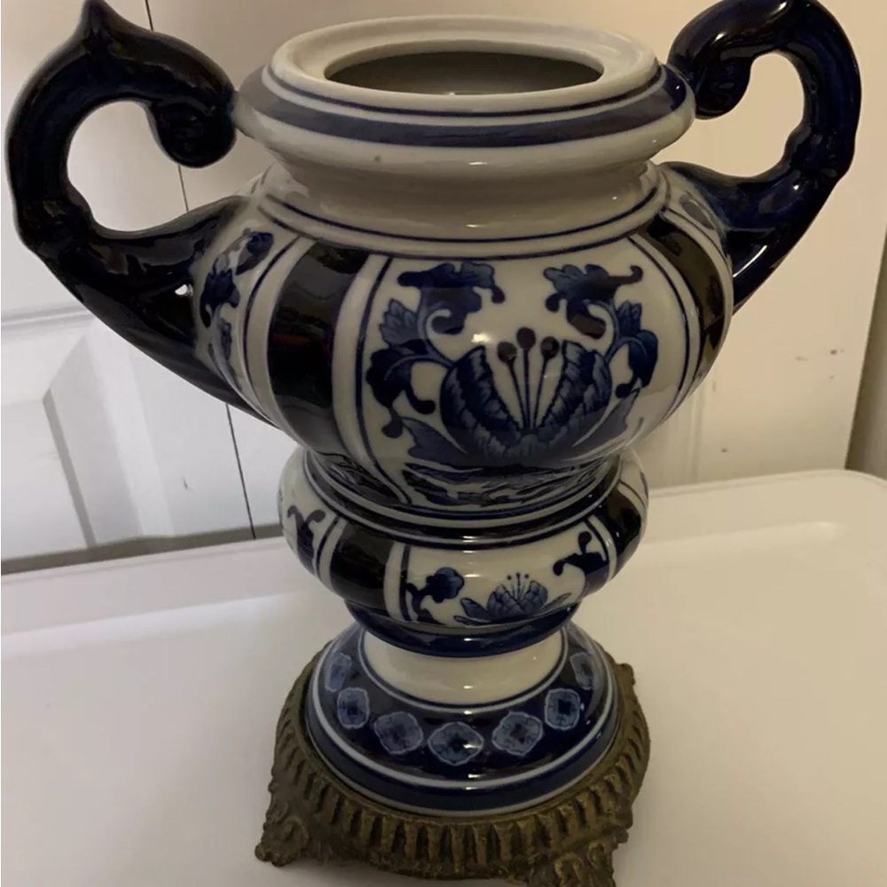 Bombay‎ Decorative Ceramic Piece
